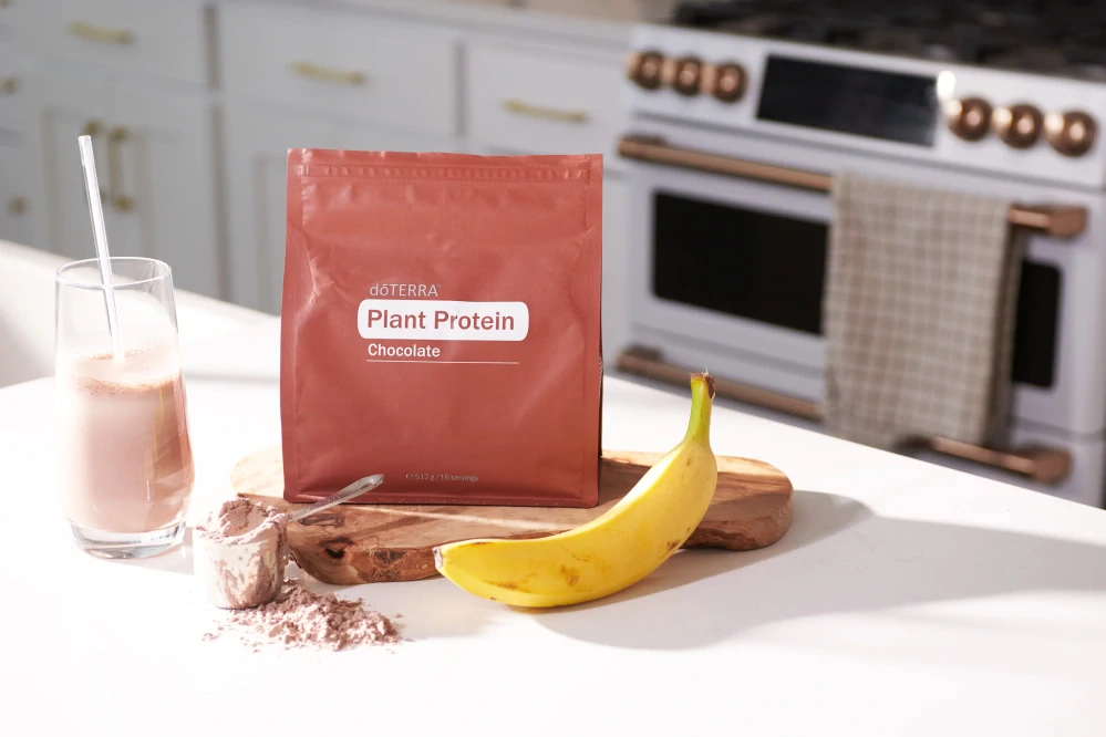 Čokoládový rostlinný protein Doterra 512 g