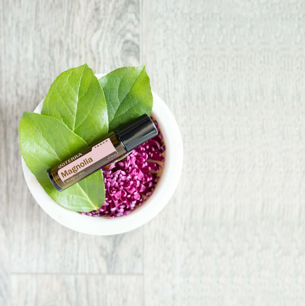 doTERRA Esenciální olej Magnolie touch Roll-on 10 ml