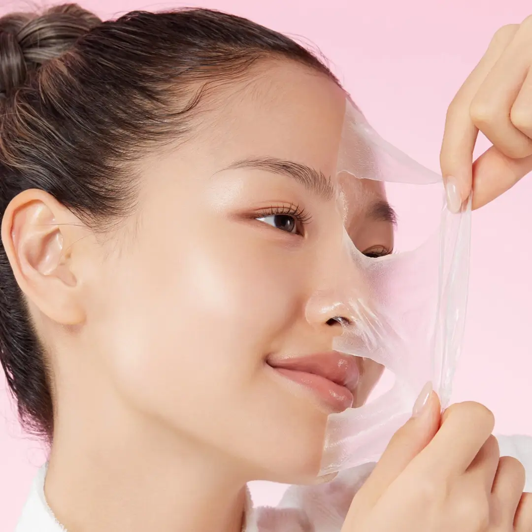 MEDICUBE - COLLAGEN NIGHT WRAPPING MASK - Kolagenová noční slupovací maska 75 ml